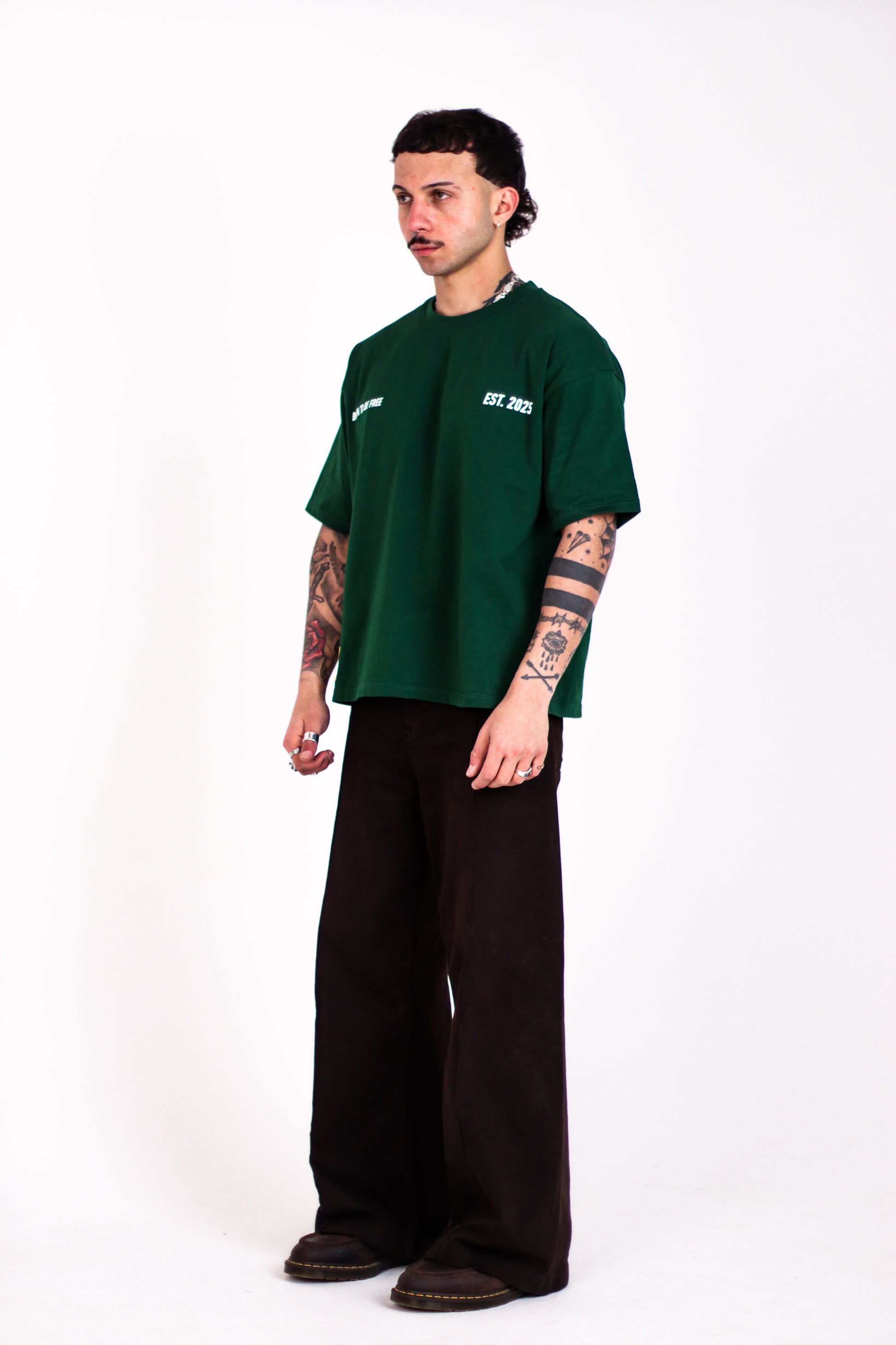 "Born to be free" TEE