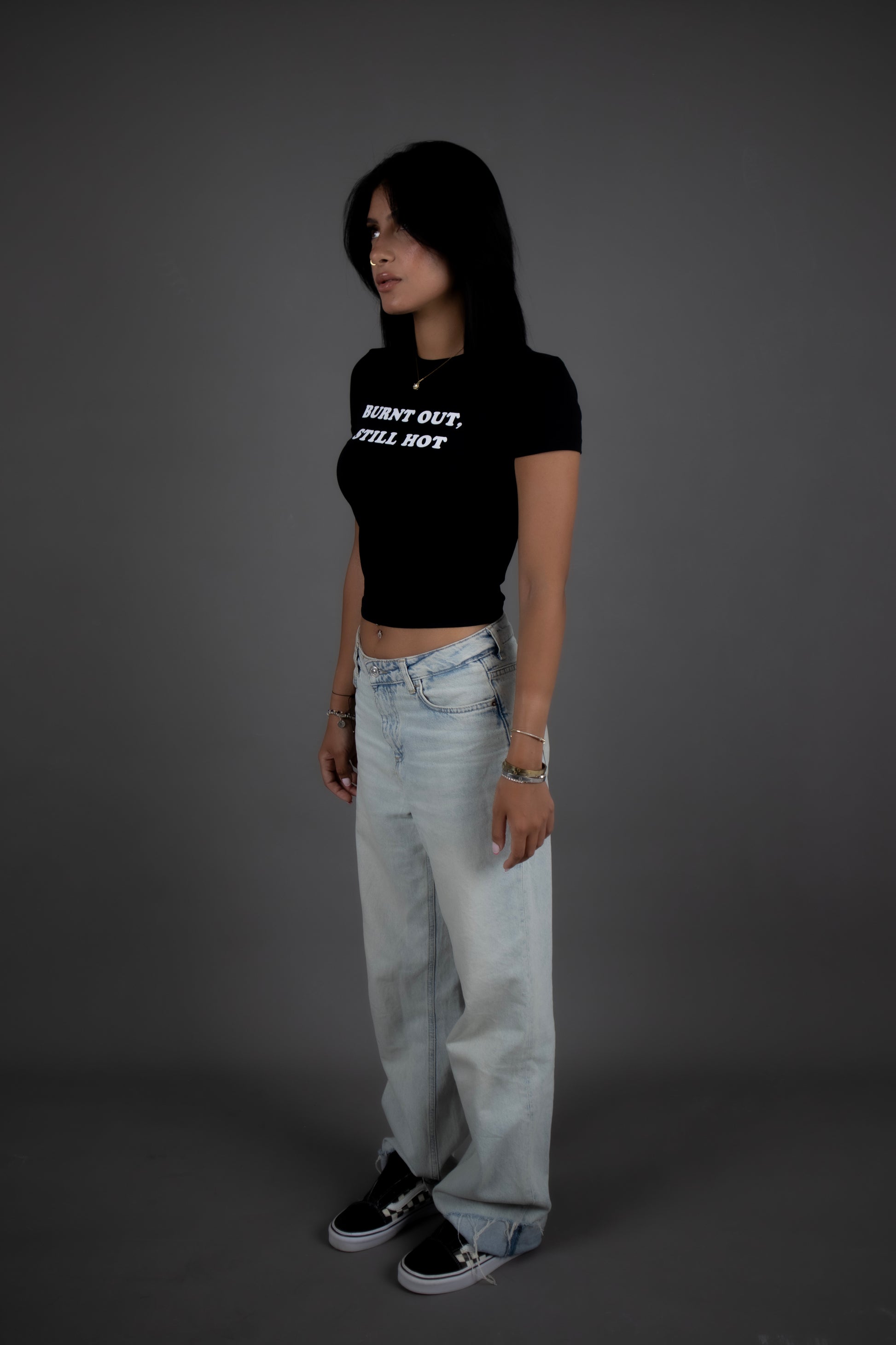 "HOT MESS" Baby-tee