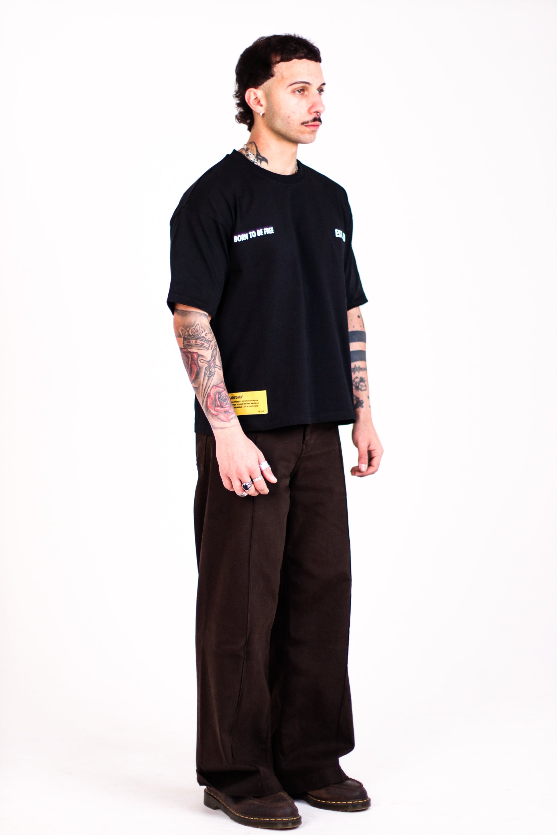 "Born to be free" TEE